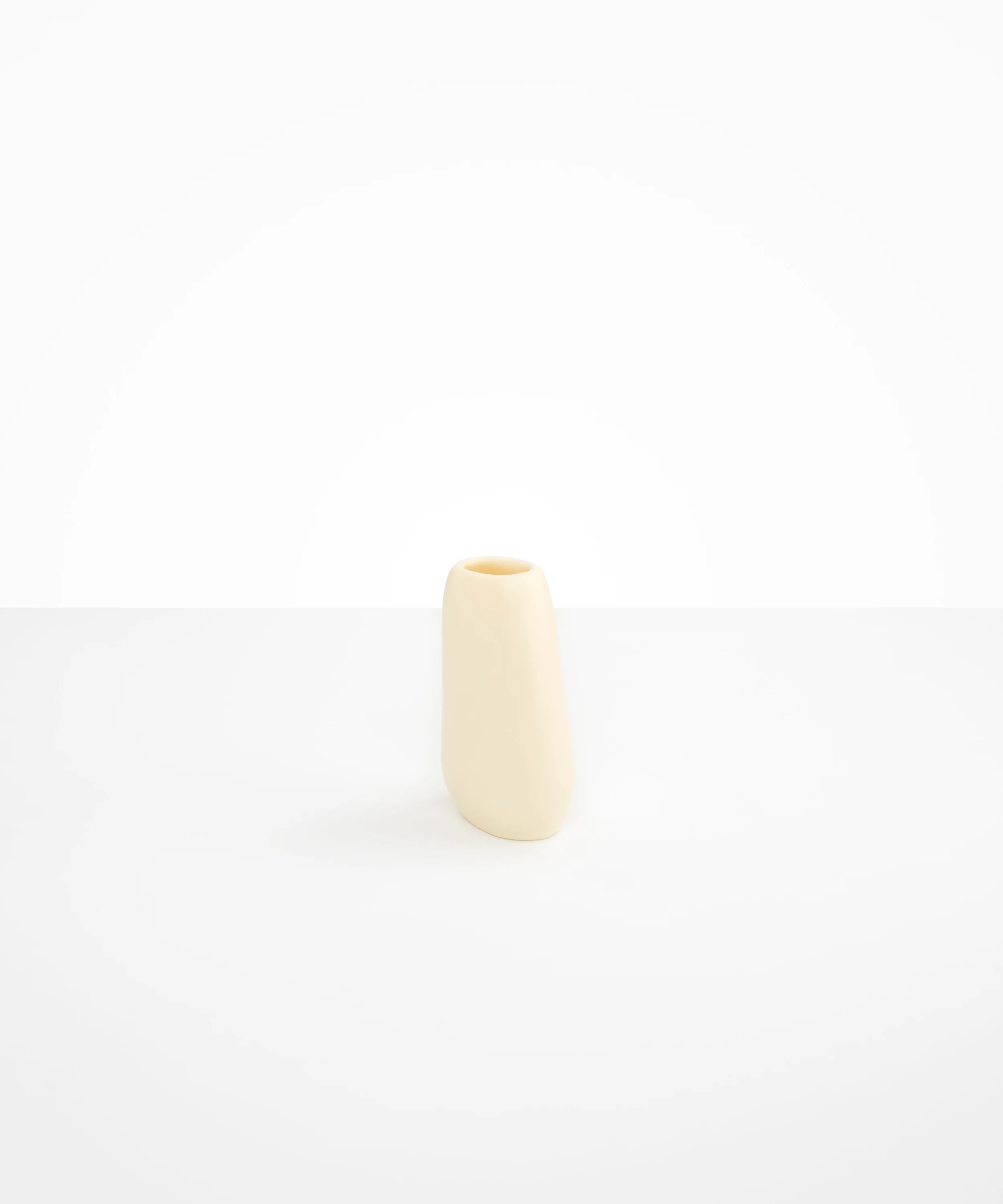 Small Pebble Vase - Image 10